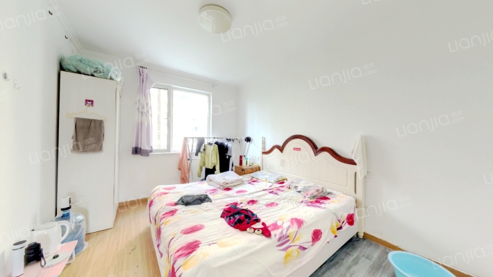 水岸花城，一线河景美宅，标准现房，即买即住-卧室B