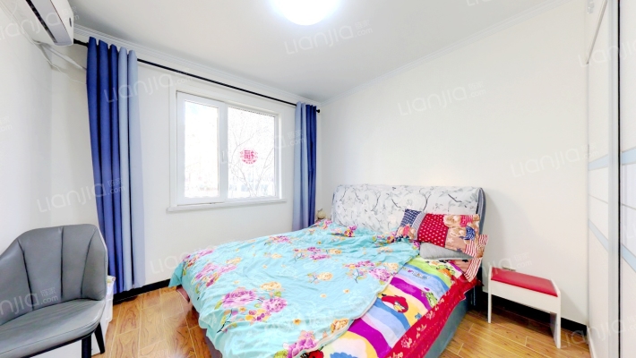 香邑溪谷上园南北通透四居室 精装修-卧室A