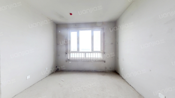 此房毛坯随意装修交通便利配套设施齐全-卧室C