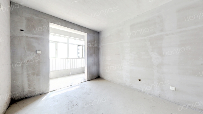 纯南两居，中高楼层采光好，免费停车，生活成本低-卧室B