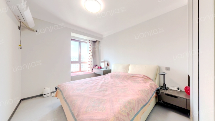 房本满二，过户税费低，采光好。楼层好小区环境优美。-卧室B