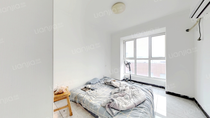 惠友万悦城精装修三居室中间楼层南北通透户型方正-卧室C