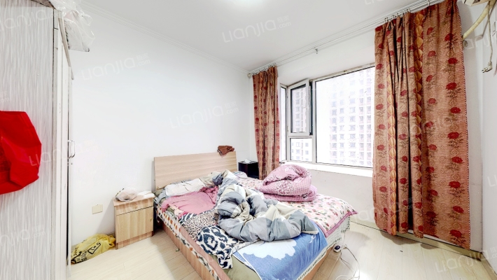 南北通透三居室  好楼层 采光足 房本满二税费低-卧室C