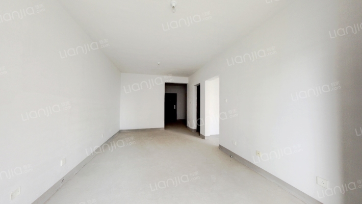 全南两居 房本满二 毛坯 采光好-客厅