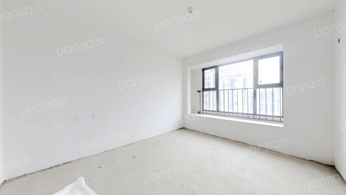 南北通透两居，前面水系，视野好，物业服务好-卧室C