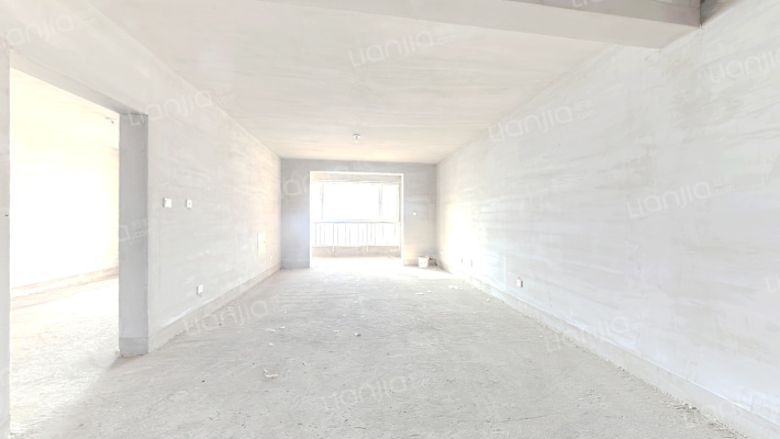 ，无尾款，无抵押，70年住宅大产权-客厅