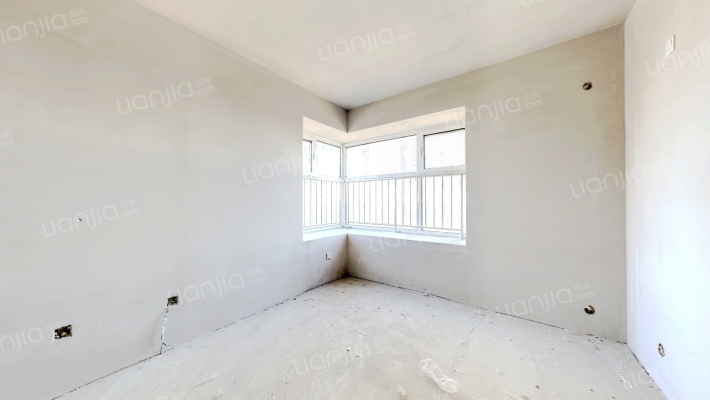 南北通透，小区环境优美，绿化高，出京进京很方便-卧室A