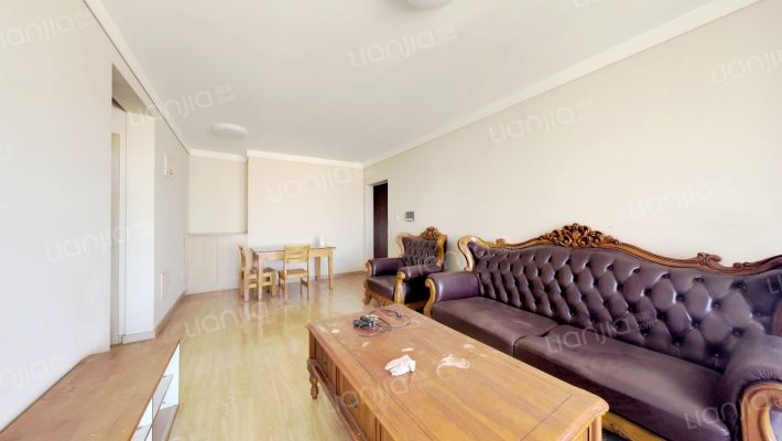 鸿坤理想湾西北朝向一居室，可贷款，证满二。-客厅