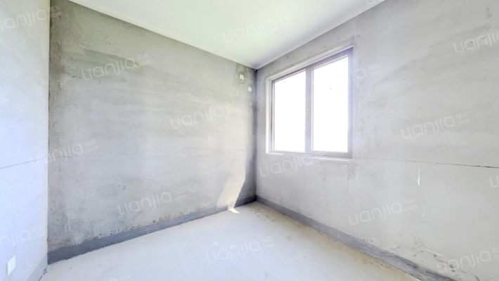 出售天伦湾嘉园小区，集中供暖，朝南二居室。-卧室B