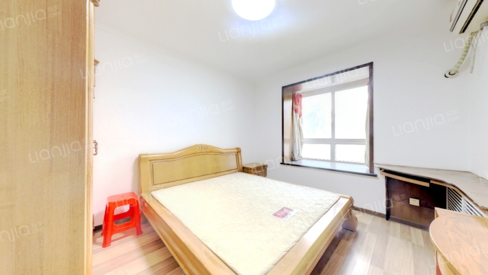 此房是开发区 步梯房 集中供暖 户型好 税费低-卧室C