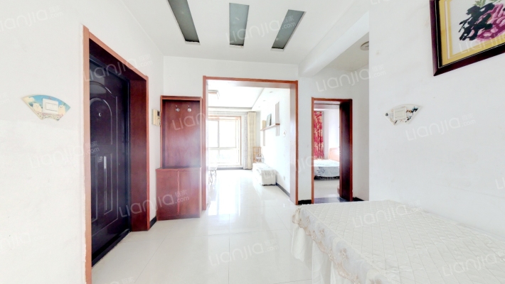 惠友康庭，满五不唯一，简单装修，顶层，南北通透两居-餐厅