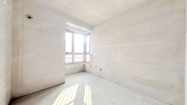 高品质生活需要高品质的房屋，金品值得拥有的好房子-卧室B