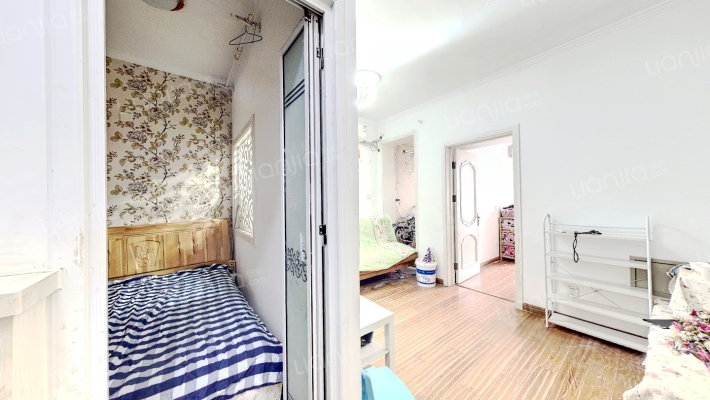 天保郦景业主急售 正规一室一厅，带装修-客厅