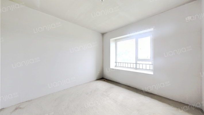 通透三居室 一梯两户 毛坯新房-卧室B