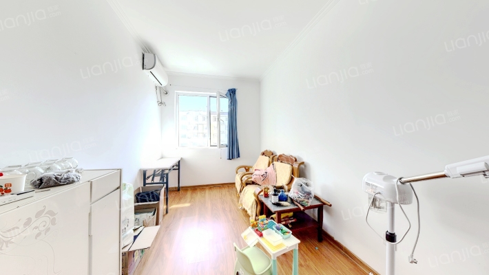 房子两居室，带装修，业主着急出售-卧室A