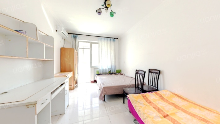 开发区  东兴小区 两居室 采光无影响-客厅