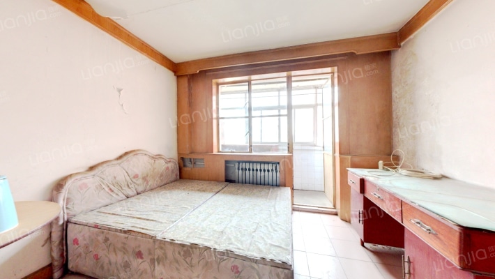 位置在华阳东路，小区环境好，出行方便-卧室A