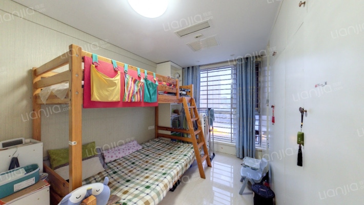 爱家公寓，标准一室一厅，客卧分开，精装修-卧室