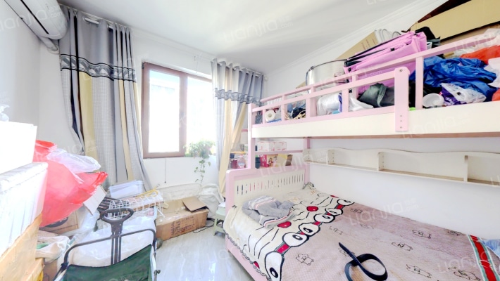 高铁新干线 3室1厅 南 北-卧室B