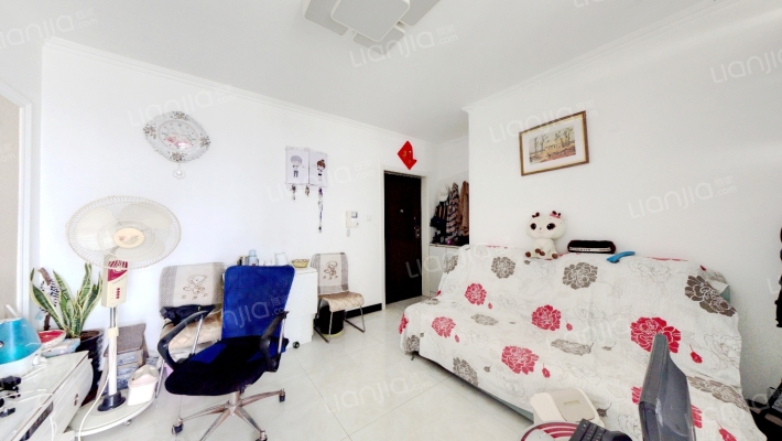 凯旋门洋房社区全南一居诚意出售-客厅