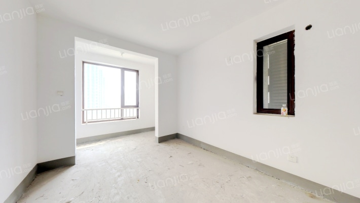 鸿坤E户型毛坯随意装修大三居单价6800一平看房有钥匙-卧室C