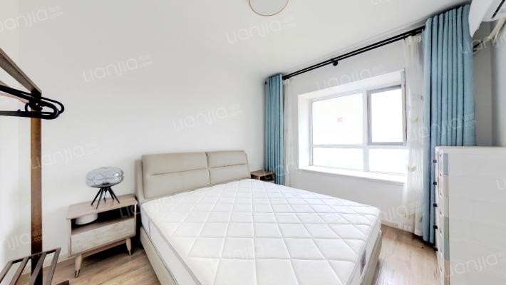 此房房本在手 房龄新 一梯两户布局 南北通透-卧室C