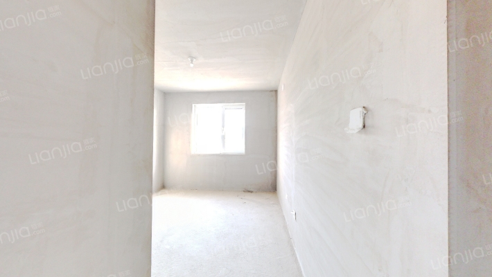 德信公园旁 电梯三居室，医院 商场 公交等齐全-卧室B