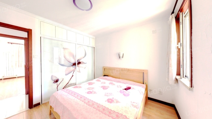 平安D区南北通透三居中间楼层满五唯一-卧室B