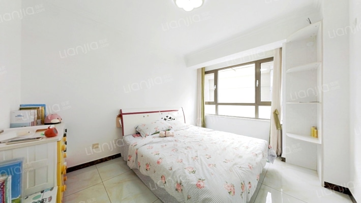 开发区  君临天下御景园   全南两居室-卧室B