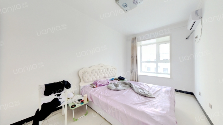 水岸花城南北通透两居，板楼，户型方正，采光好-卧室A