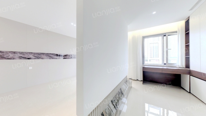 纯别墅区上叠，集中供暖，精装修 满二，得房率高-卧室B