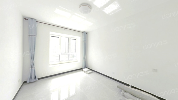 华融现代城 4室1厅 南 北-卧室C