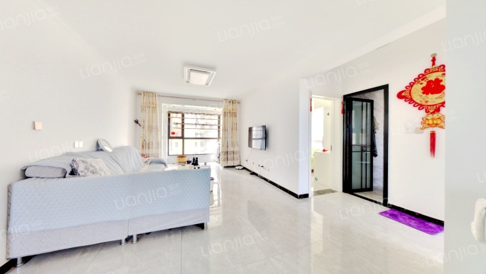 品质社区，南北通透的，明厨明卫！-客厅