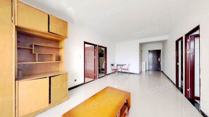 南向两居 中高楼层采光好   居住舒适 双塔社区-客厅