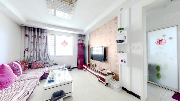 天保郦景南北通透三居室有地下室-客厅