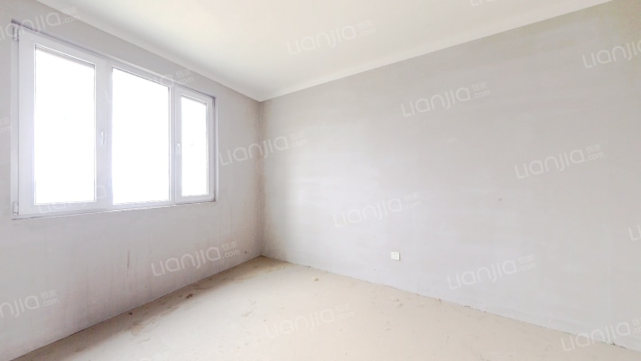 南北通透大三居，采光好，视野好，小区环境好-卧室A