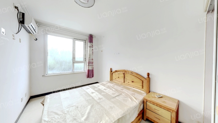 户型方正南向两居室 采光无遮挡 位置好出行方便-卧室A