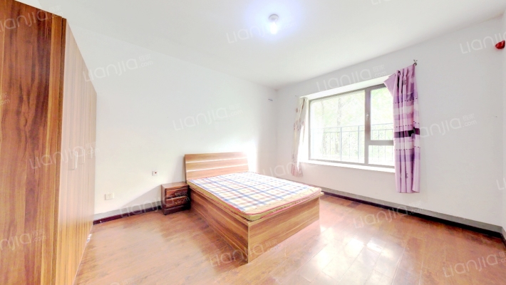 鸿坤理想湾南区洋房，南北通透三居室，可贷款-卧室C