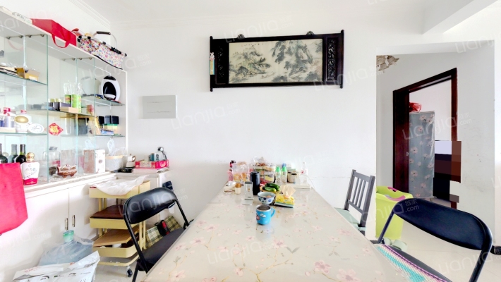 水岸花城 2室2厅 南-餐厅