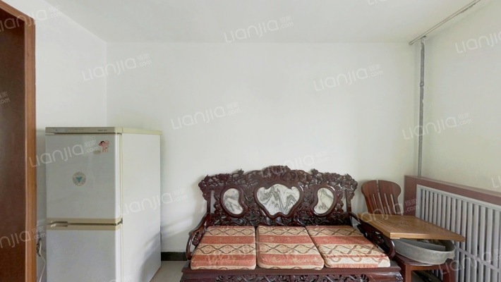 十八局单位房  南北通透三居室 房本满五-卧室A