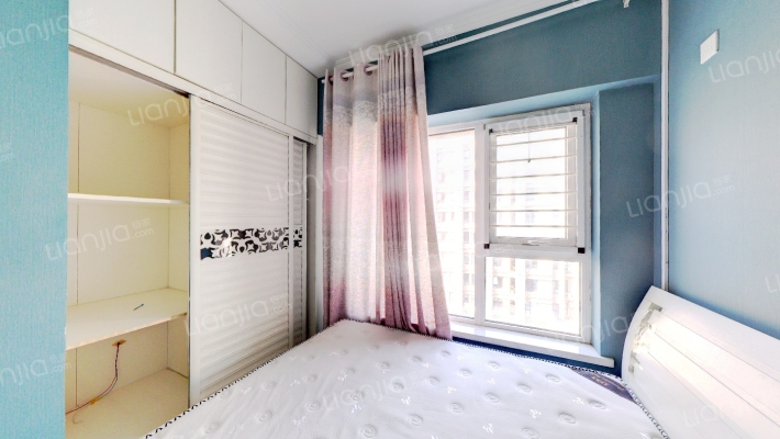 钻石广场商圈 跃层三居室  自主装修标准-卧室C