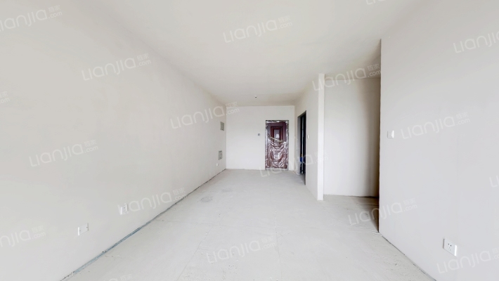 环境优美安静，小区绿化好 配套齐全，出门集贸市场-客厅