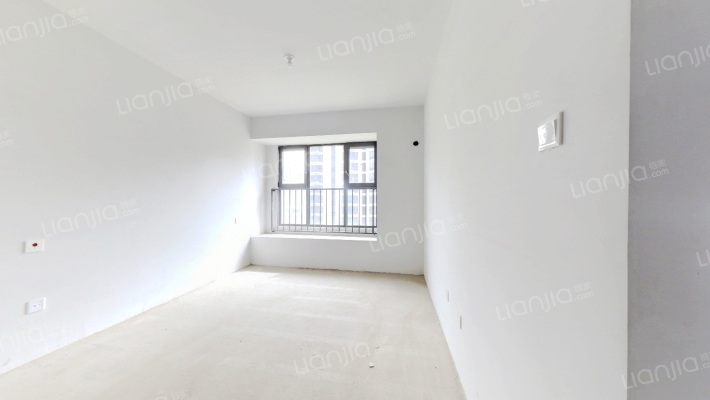 业主诚意出售，房子户型方正，。-卧室B