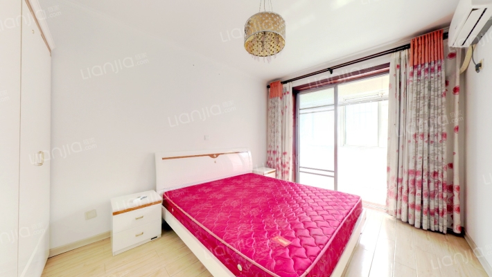 华福佳缘小区 中间楼层 南北通透三居 价格可议-卧室C