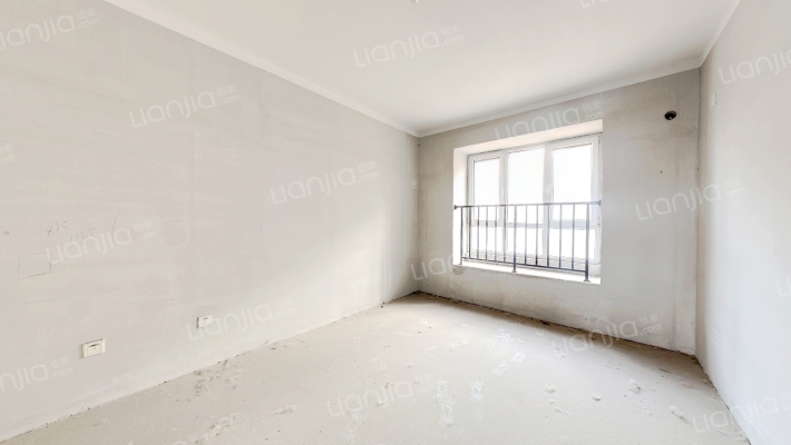 华融现代城 3室1厅 南 北-卧室C