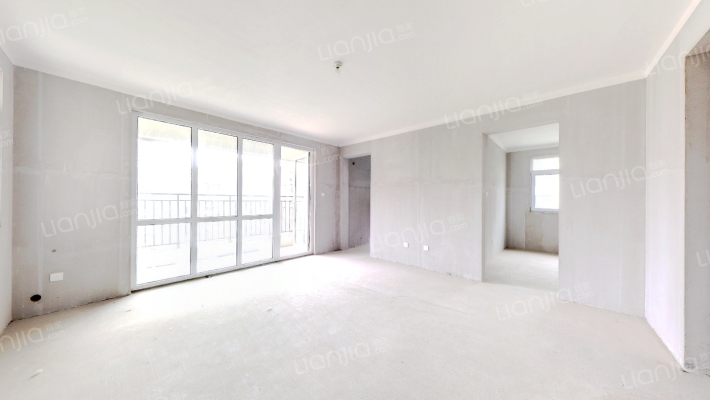 华融4居室南北向 有本满2年 看房方便-客厅