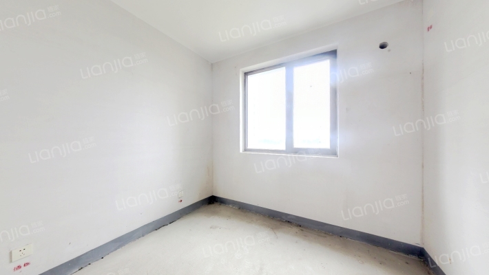 天伦湾嘉园 样板间三居 好楼层 看房方便-卧室B