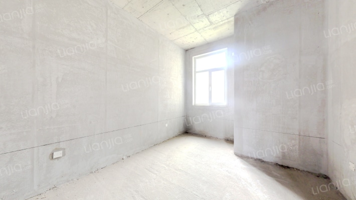 爱伦堡临湖别墅，地上三层，地下一层。-卧室A