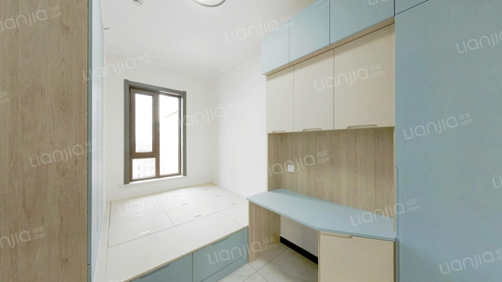 鸿坤新维港南北大三居出售精装修全天采光可居住可办公-卧室B