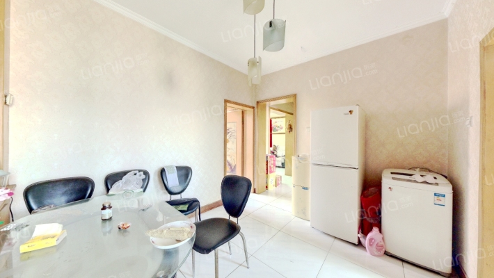 房本满五，交通便利 生活配套齐全商场、医疗、-餐厅